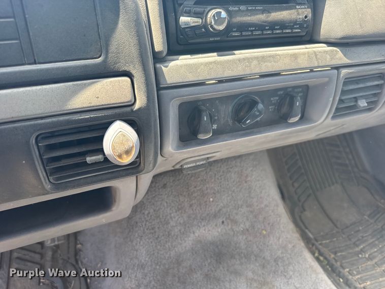 image for item EW4782 1995 Ford F150 Ext. Cab pickup truck