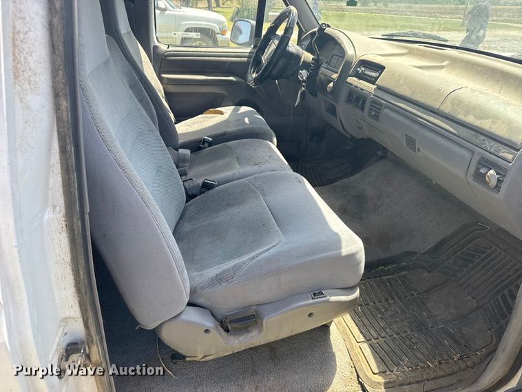 image for item EW4782 1995 Ford F150 Ext. Cab pickup truck