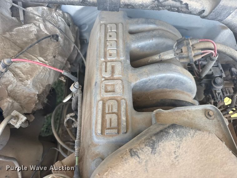 image for item EW4782 1995 Ford F150 Ext. Cab pickup truck