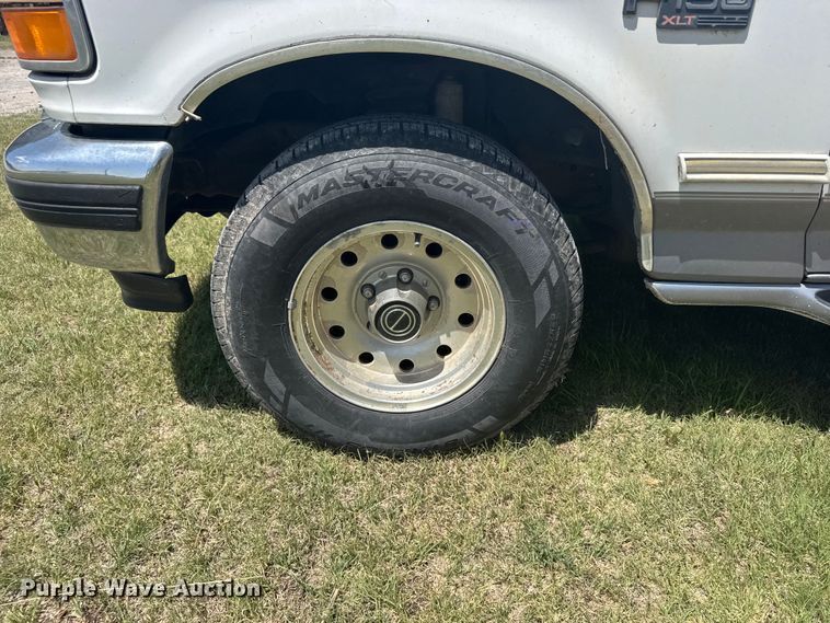 image for item EW4782 1995 Ford F150 Ext. Cab pickup truck