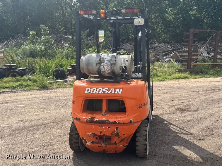 image for item EW4786 Doosan G25-P forklift