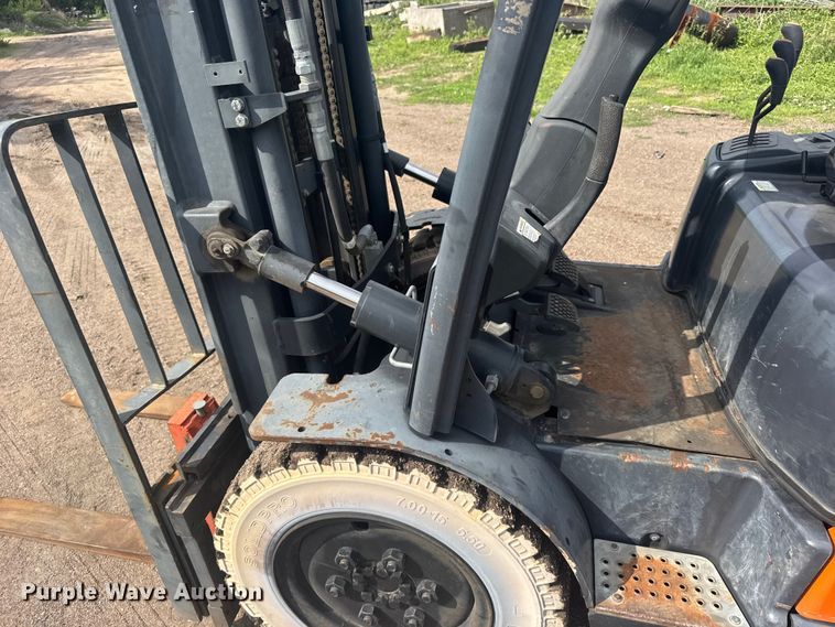 image for item EW4786 Doosan G25-P forklift
