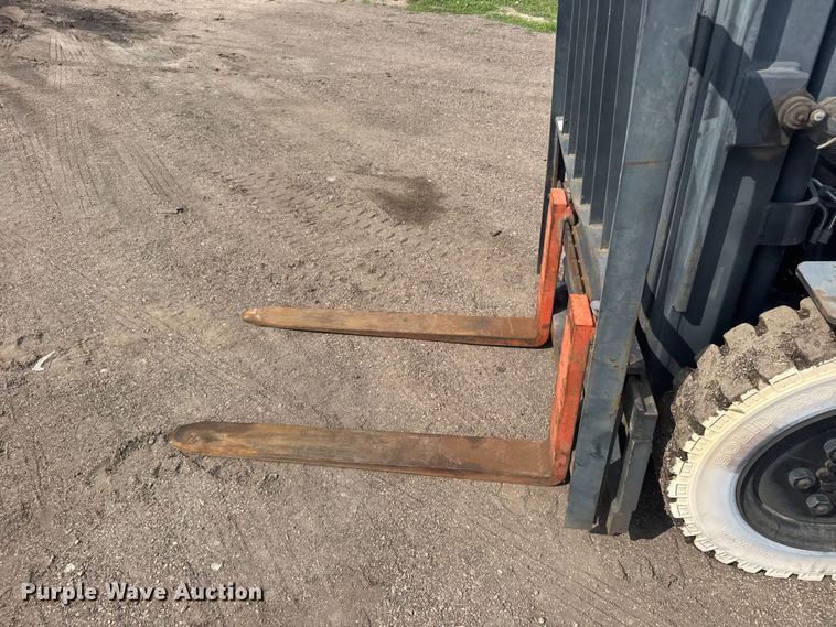 image for item EW4786 Doosan G25-P forklift