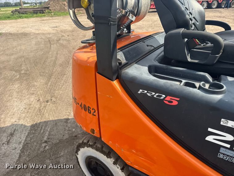 image for item EW4786 Doosan G25-P forklift
