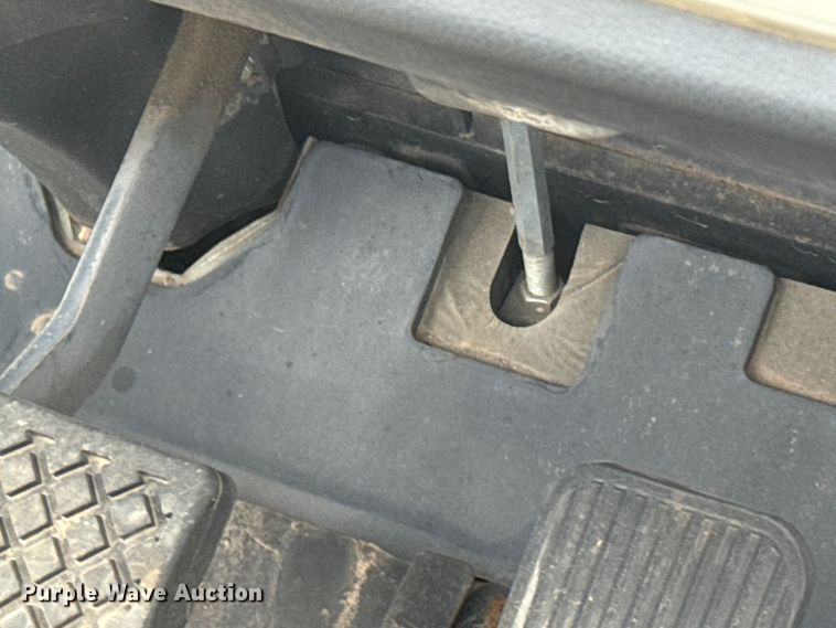 image for item EW4786 Doosan G25-P forklift