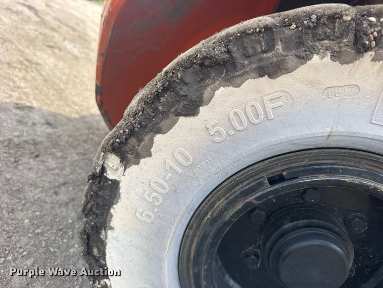 image for item EW4786 Doosan G25-P forklift
