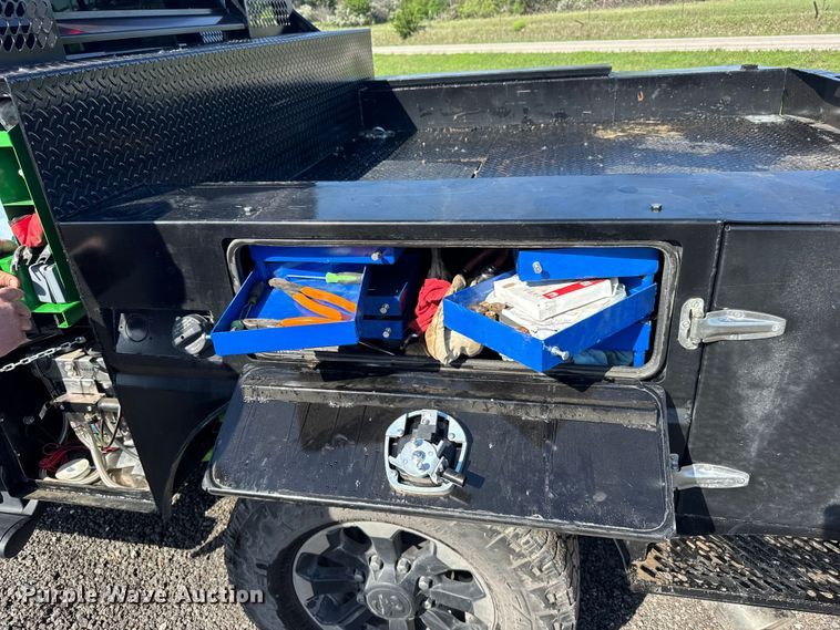 image for item EW4802 2018 RAM 2500 Crew Cab flatbed pickup truck