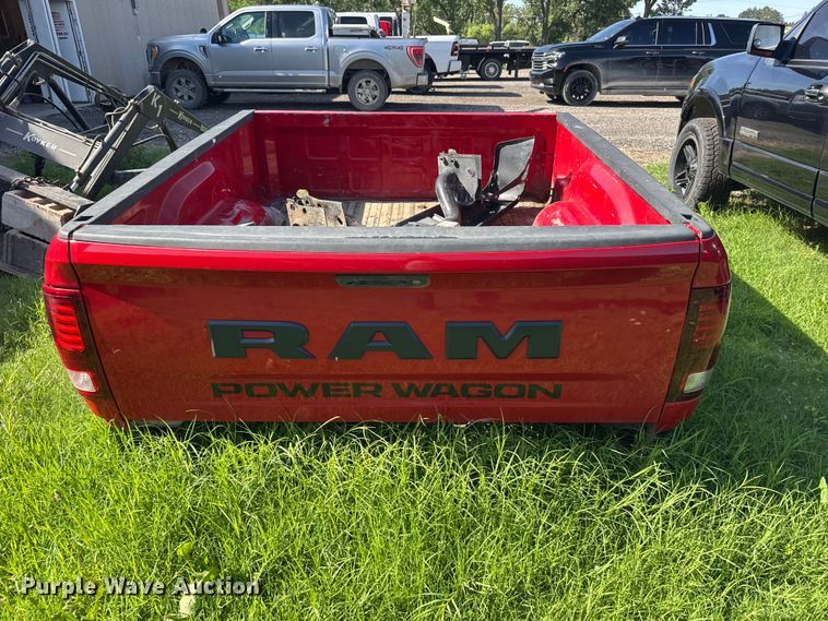 image for item EW4802 2018 RAM 2500 Crew Cab flatbed pickup truck