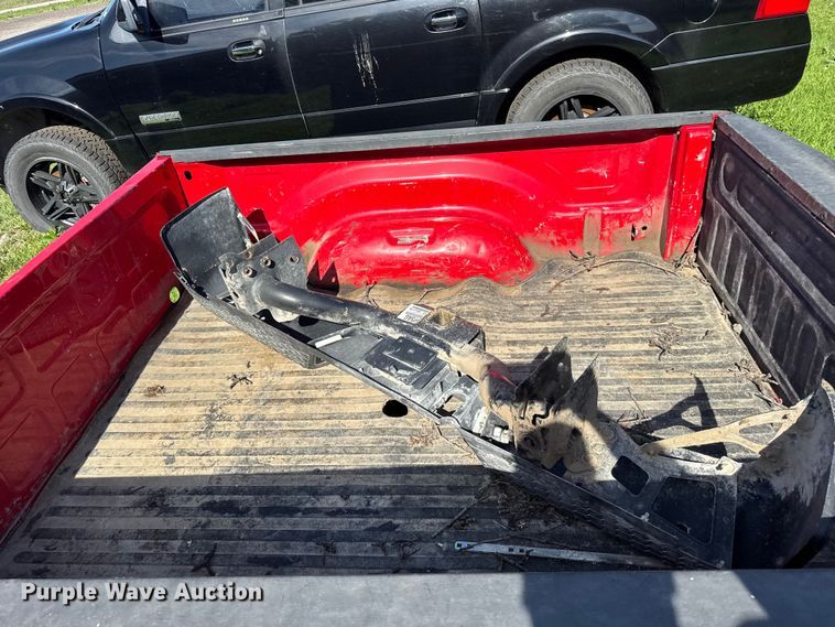 image for item EW4802 2018 RAM 2500 Crew Cab flatbed pickup truck