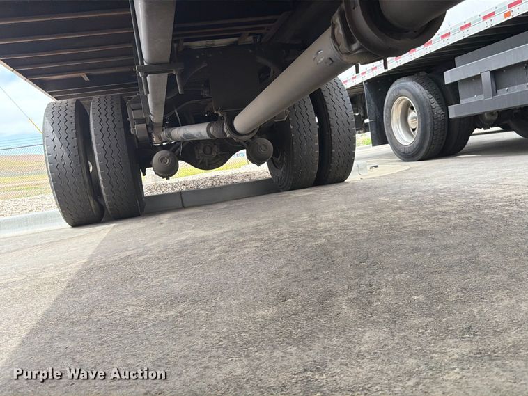image for item EX0494 2022 International MV607 Crew Cab box truck