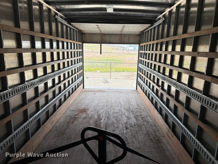 image for item EX0494 2022 International MV607 Crew Cab box truck