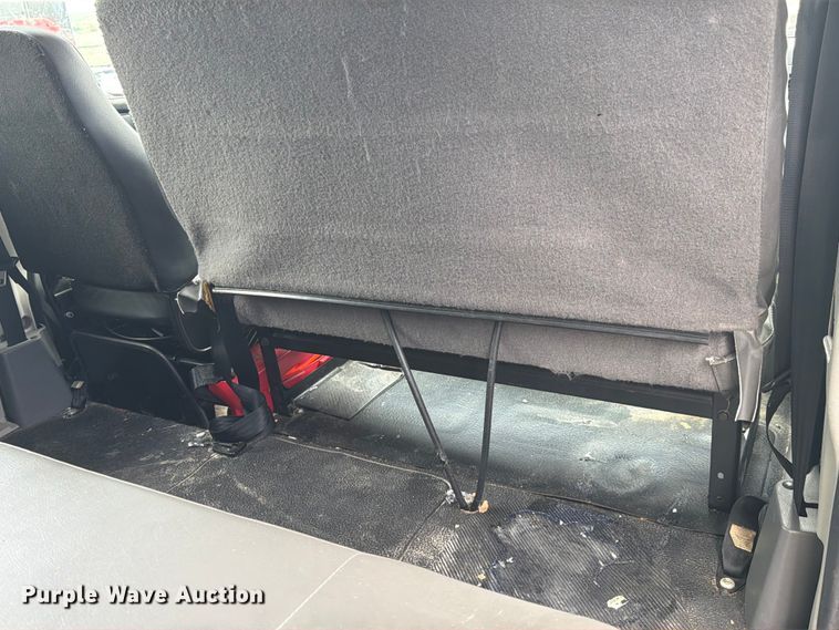 image for item EX0494 2022 International MV607 Crew Cab box truck