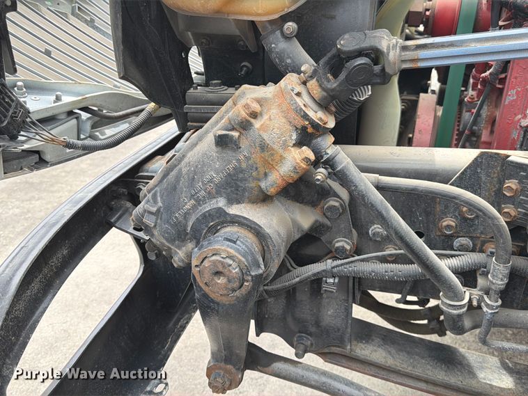 image for item EX0494 2022 International MV607 Crew Cab box truck