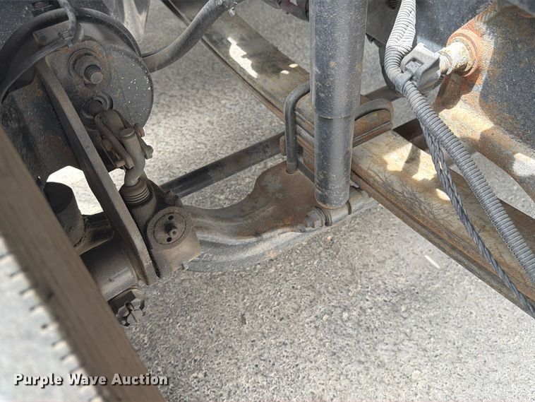 image for item EX0494 2022 International MV607 Crew Cab box truck