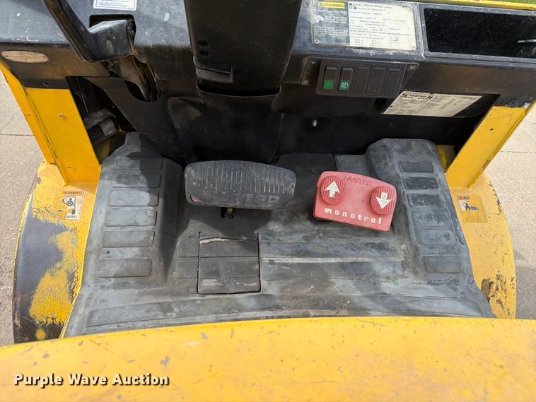 image for item EX4491 Hyster H60XM forklift