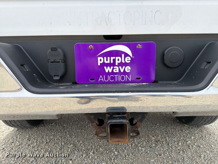 image for item EX4492 2020 Chevrolet Silverado 1500 Ext. Cab pickup truck
