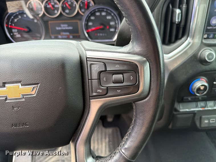 image for item EX4492 2020 Chevrolet Silverado 1500 Ext. Cab pickup truck