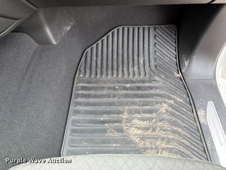 image for item EX4492 2020 Chevrolet Silverado 1500 Ext. Cab pickup truck