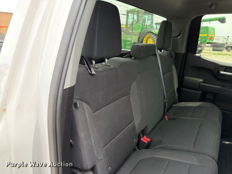 image for item EX4492 2020 Chevrolet Silverado 1500 Ext. Cab pickup truck