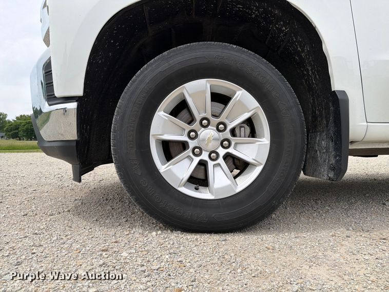 image for item EX4492 2020 Chevrolet Silverado 1500 Ext. Cab pickup truck