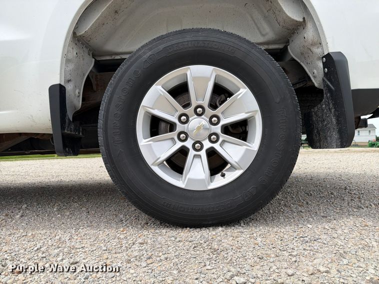 image for item EX4492 2020 Chevrolet Silverado 1500 Ext. Cab pickup truck