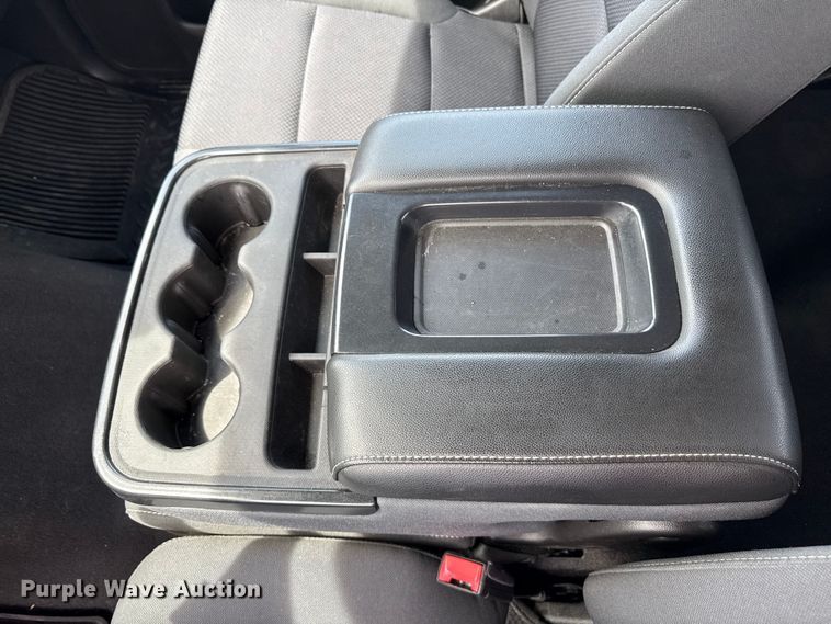 image for item EX4493 2019 Chevrolet Silverado 1500 Ext. Cab pickup truck