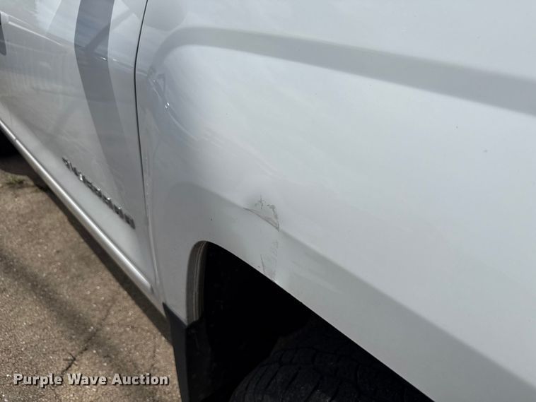 image for item EX4493 2019 Chevrolet Silverado 1500 Ext. Cab pickup truck