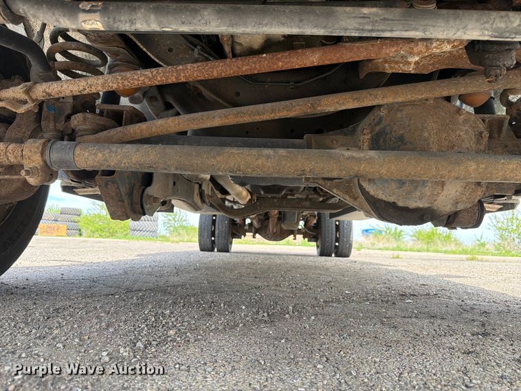 image for item EX4494 2015 Ford F450 Super Duty flatbed truck