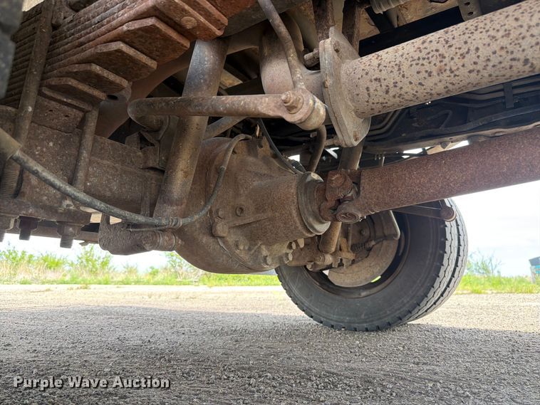 image for item EX4494 2015 Ford F450 Super Duty flatbed truck
