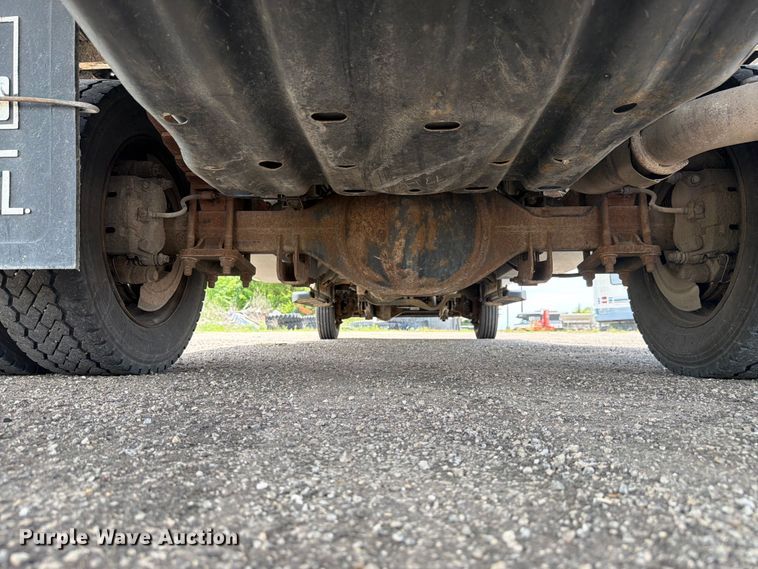 image for item EX4494 2015 Ford F450 Super Duty flatbed truck