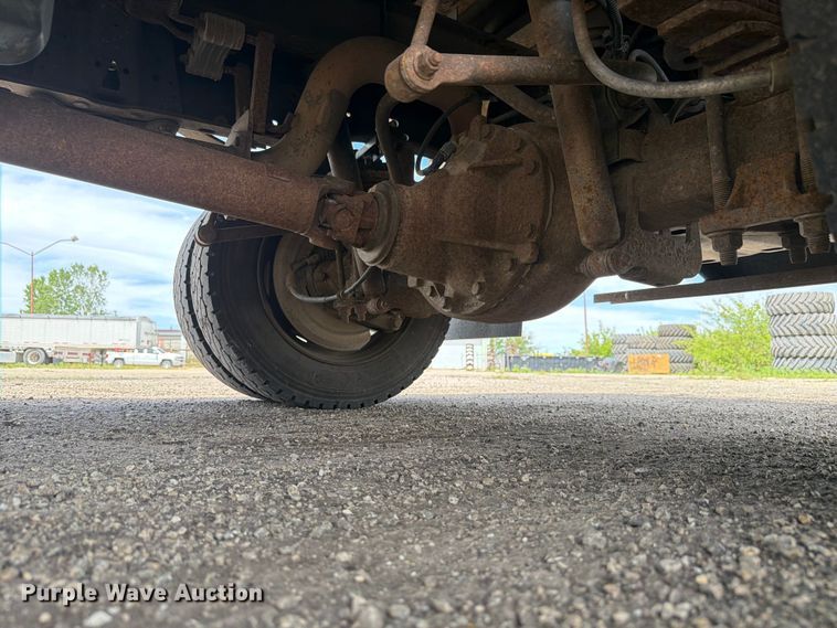image for item EX4494 2015 Ford F450 Super Duty flatbed truck