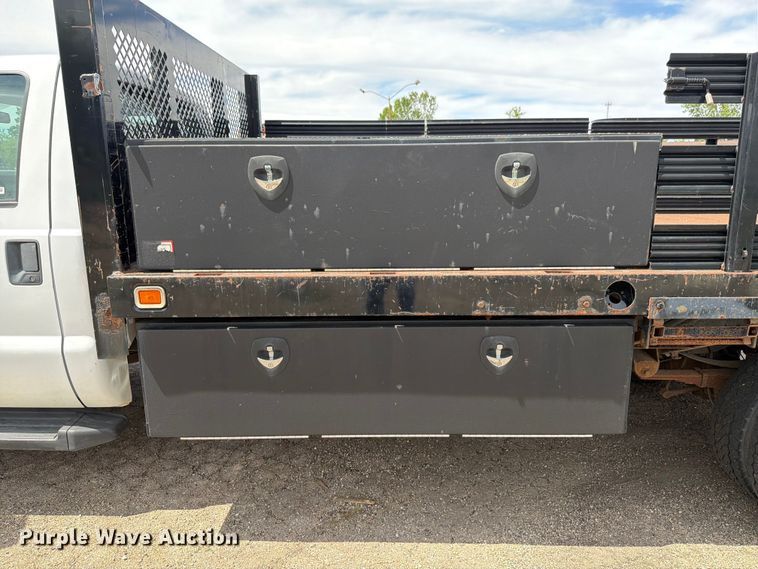 image for item EX4494 2015 Ford F450 Super Duty flatbed truck