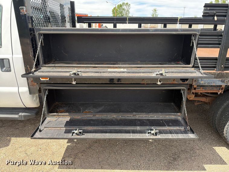 image for item EX4494 2015 Ford F450 Super Duty flatbed truck
