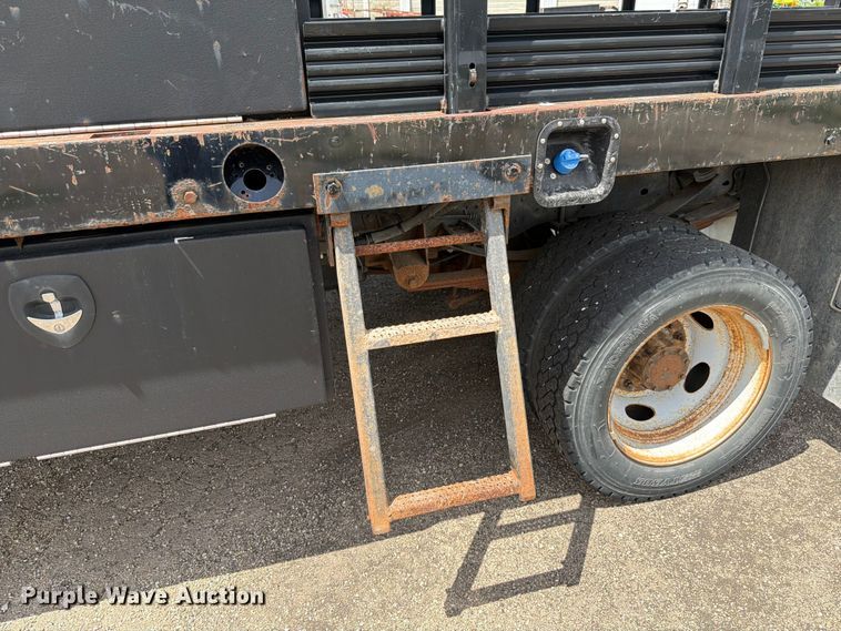 image for item EX4494 2015 Ford F450 Super Duty flatbed truck