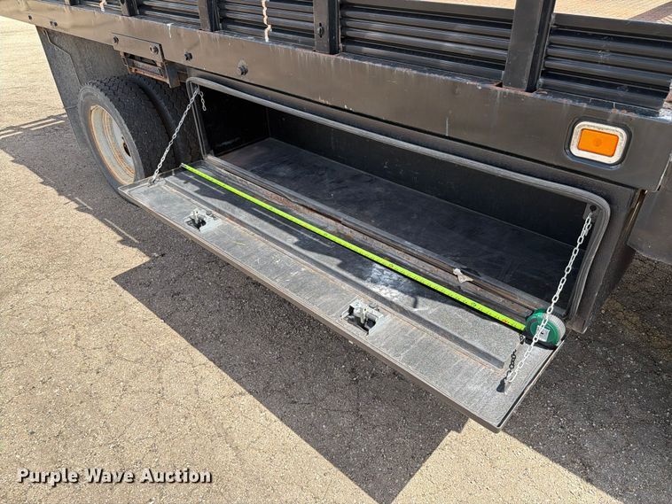 image for item EX4494 2015 Ford F450 Super Duty flatbed truck