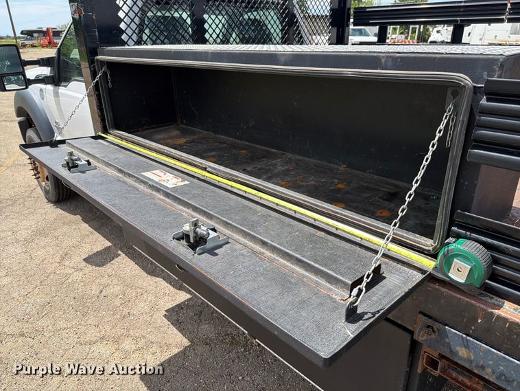 image for item EX4494 2015 Ford F450 Super Duty flatbed truck
