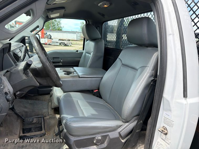 image for item EX4494 2015 Ford F450 Super Duty flatbed truck