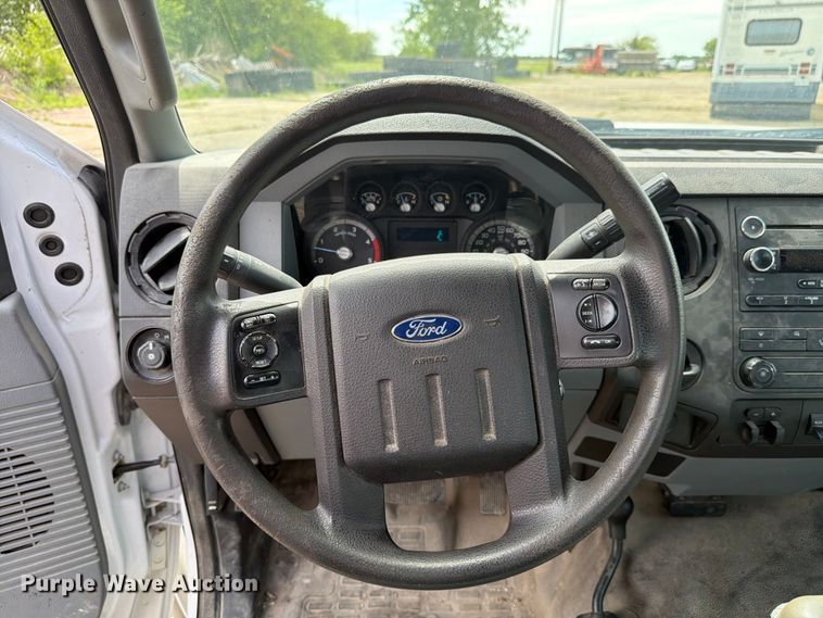 image for item EX4494 2015 Ford F450 Super Duty flatbed truck