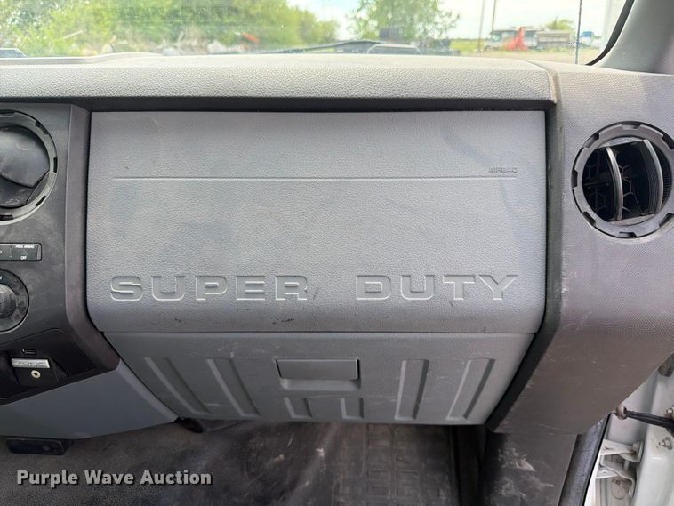 image for item EX4494 2015 Ford F450 Super Duty flatbed truck