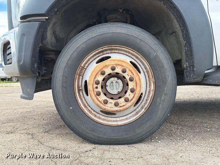 image for item EX4494 2015 Ford F450 Super Duty flatbed truck