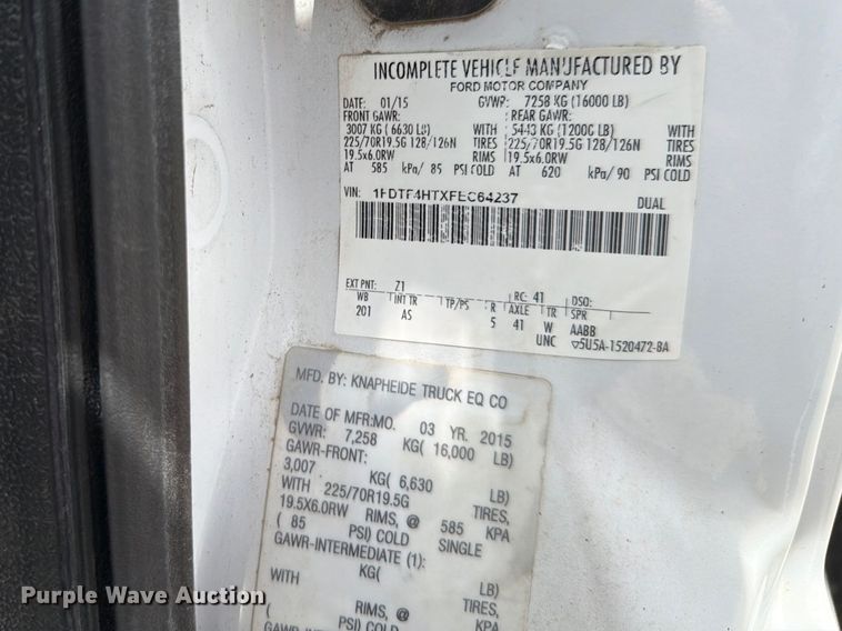 image for item EX4494 2015 Ford F450 Super Duty flatbed truck