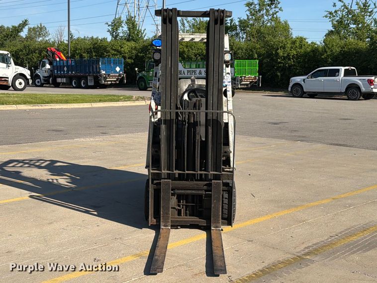 image for item EX4496 2016 UniCarriers CFS40 forklift