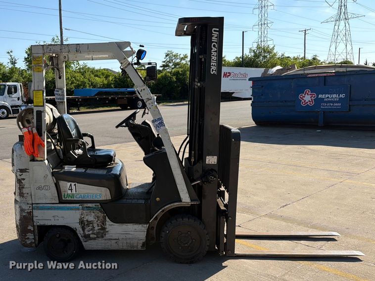 image for item EX4496 2016 UniCarriers CFS40 forklift