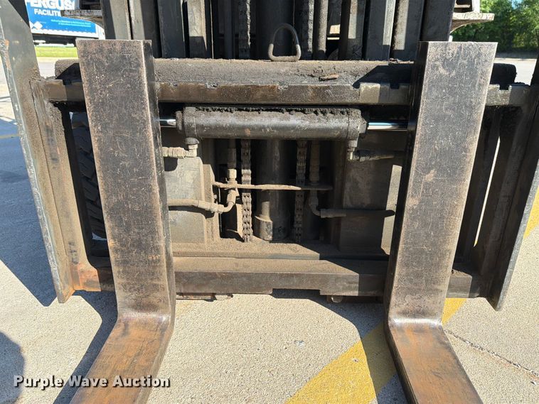 image for item EX4496 2016 UniCarriers CFS40 forklift