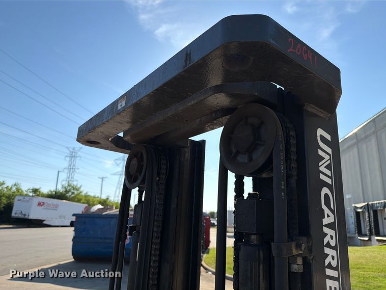 image for item EX4496 2016 UniCarriers CFS40 forklift