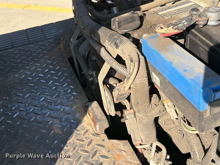 image for item EX4496 2016 UniCarriers CFS40 forklift