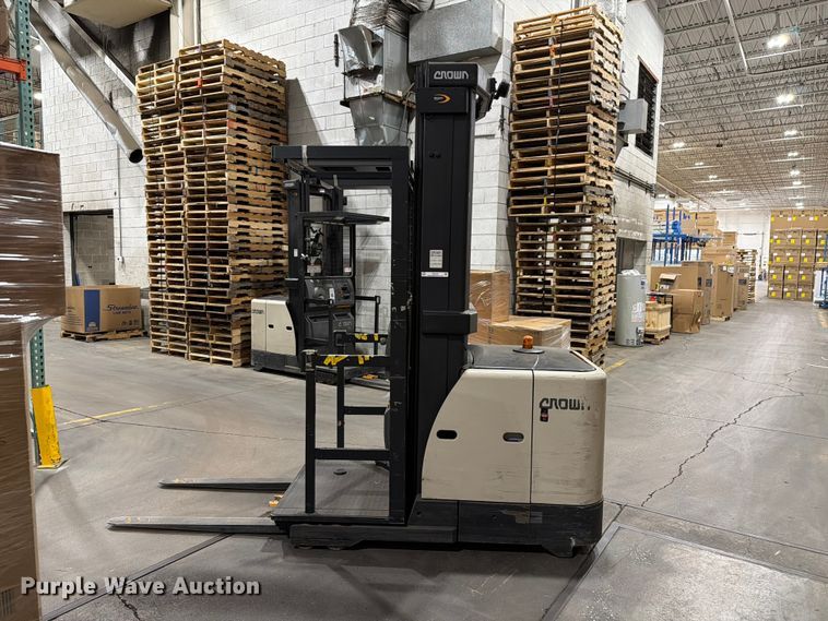 image for item EX4497 2017 Crown SP3500-30 order picker