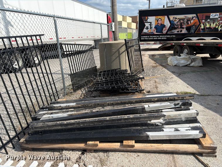 image for item EX5503 Aluminum fencing