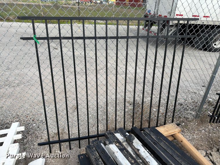 image for item EX5503 Aluminum fencing