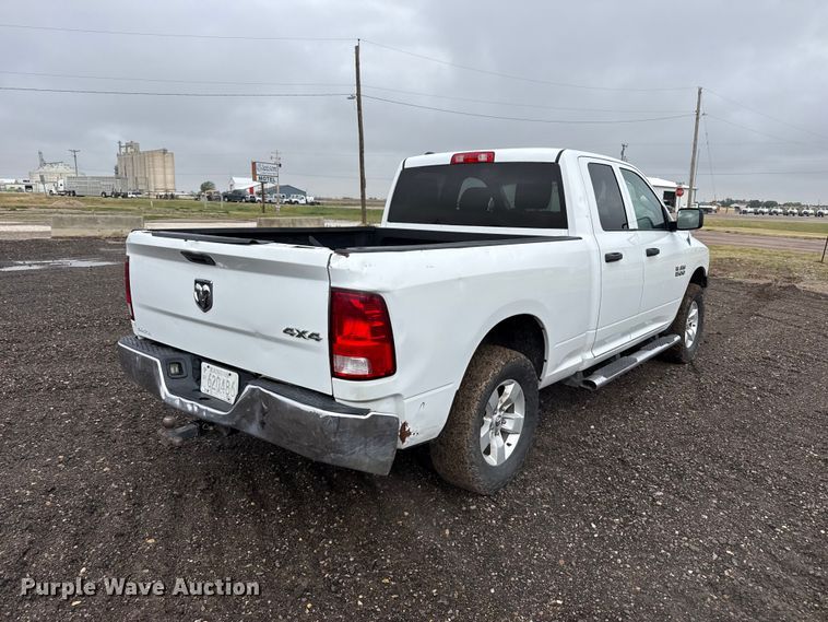image for item FB6670 2014 RAM 1500 Ext. Cab pickup truck